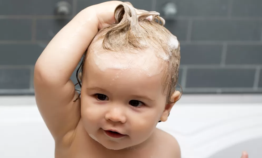 Tricks: Haarewaschen bei Babys und Kindern © Volodymyr / AdobeStock.com