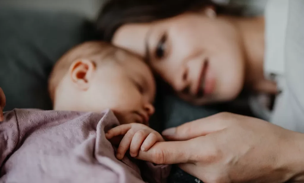 Babys Schlaf: Tricks für erholsamere Nächte © Halfpoint - AdobeStock.com